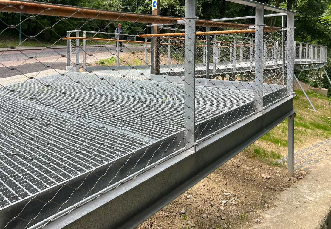 Inox-Net - Partizanska Luka Footbridge